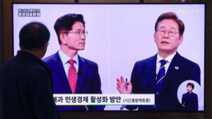 Read more about the article 21대 대선을 위한 1차 TV토론, 어떻게 보셨나요?
