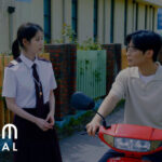 핫 클립: 여전한 아이유, 여전한 <네버 엔딩 스토리>