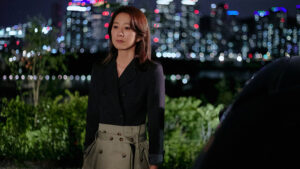 Read more about the article 그녀의 패션은 어떻게 관심의 대상이 되었나